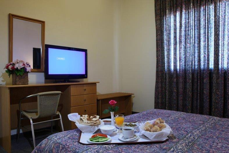 Zoukotel Hotel Jounieh Bilik gambar