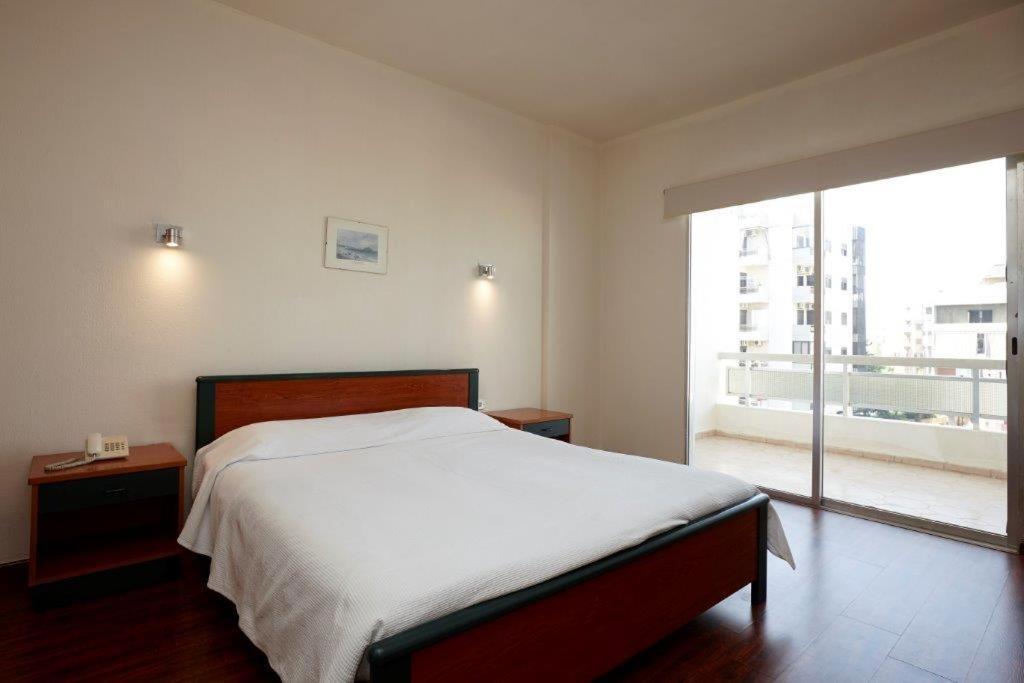 Zoukotel Hotel Jounieh Bilik gambar
