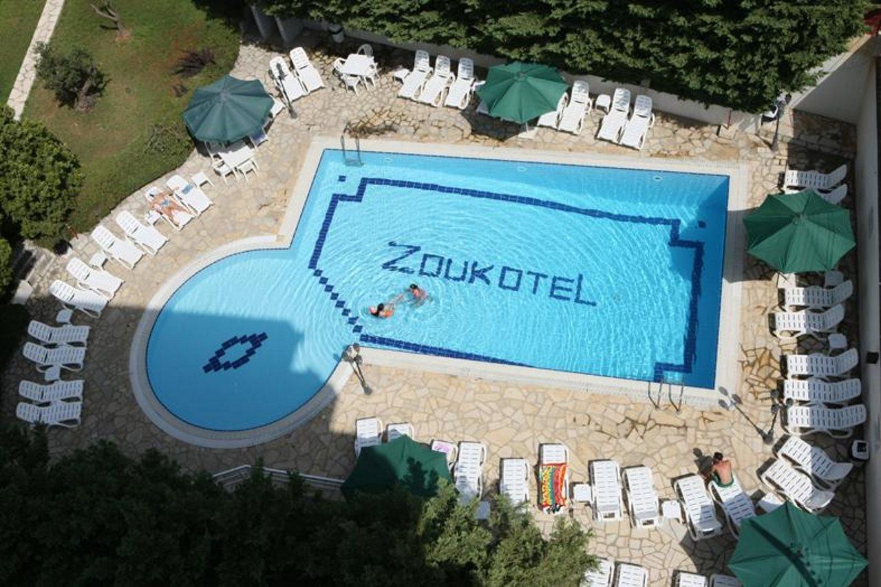 Zoukotel Hotel Jounieh Luaran gambar